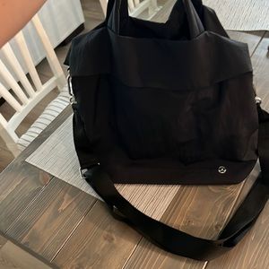 Lululemon on my level bag 2.0 1.9L